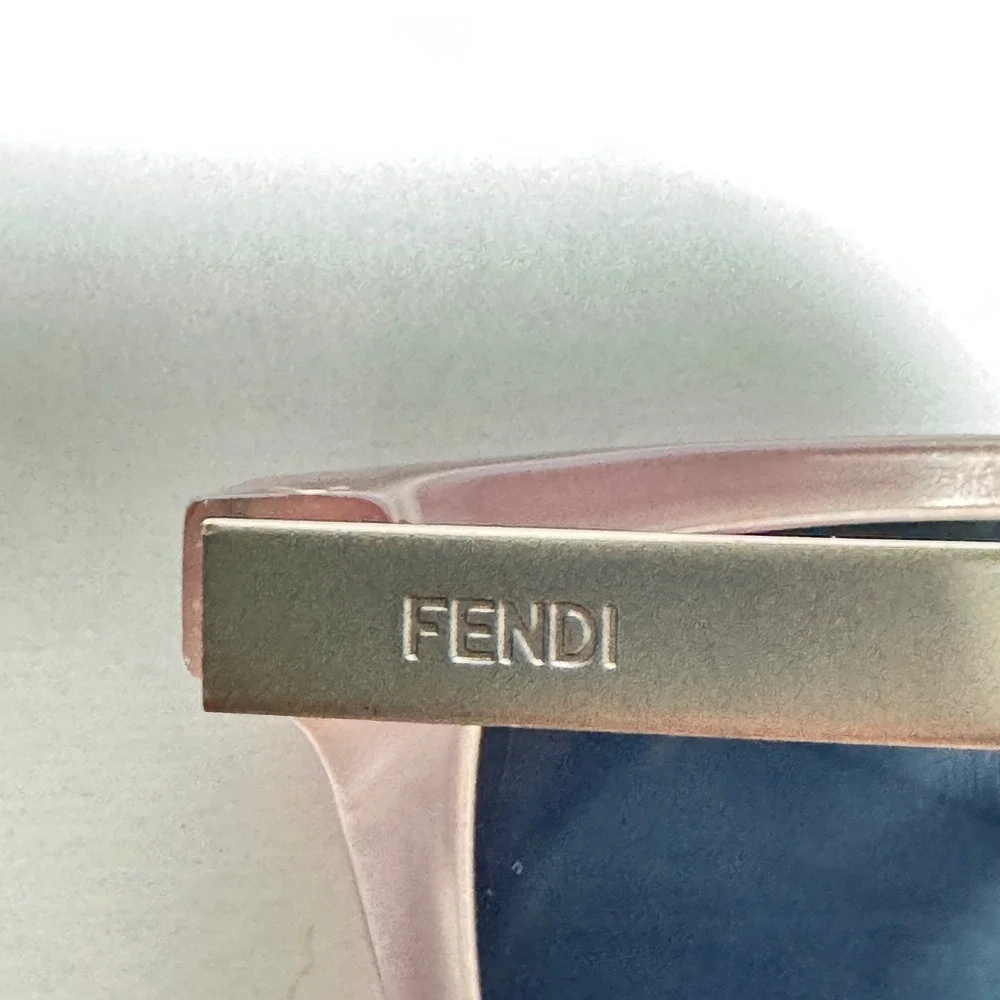 Fendi FF 0077 Pink Gold Rectangular Eyeglasses Frames Made in Italy E17 140
